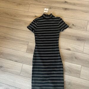 Forever 21 Black and White Bodycon Midi Dress